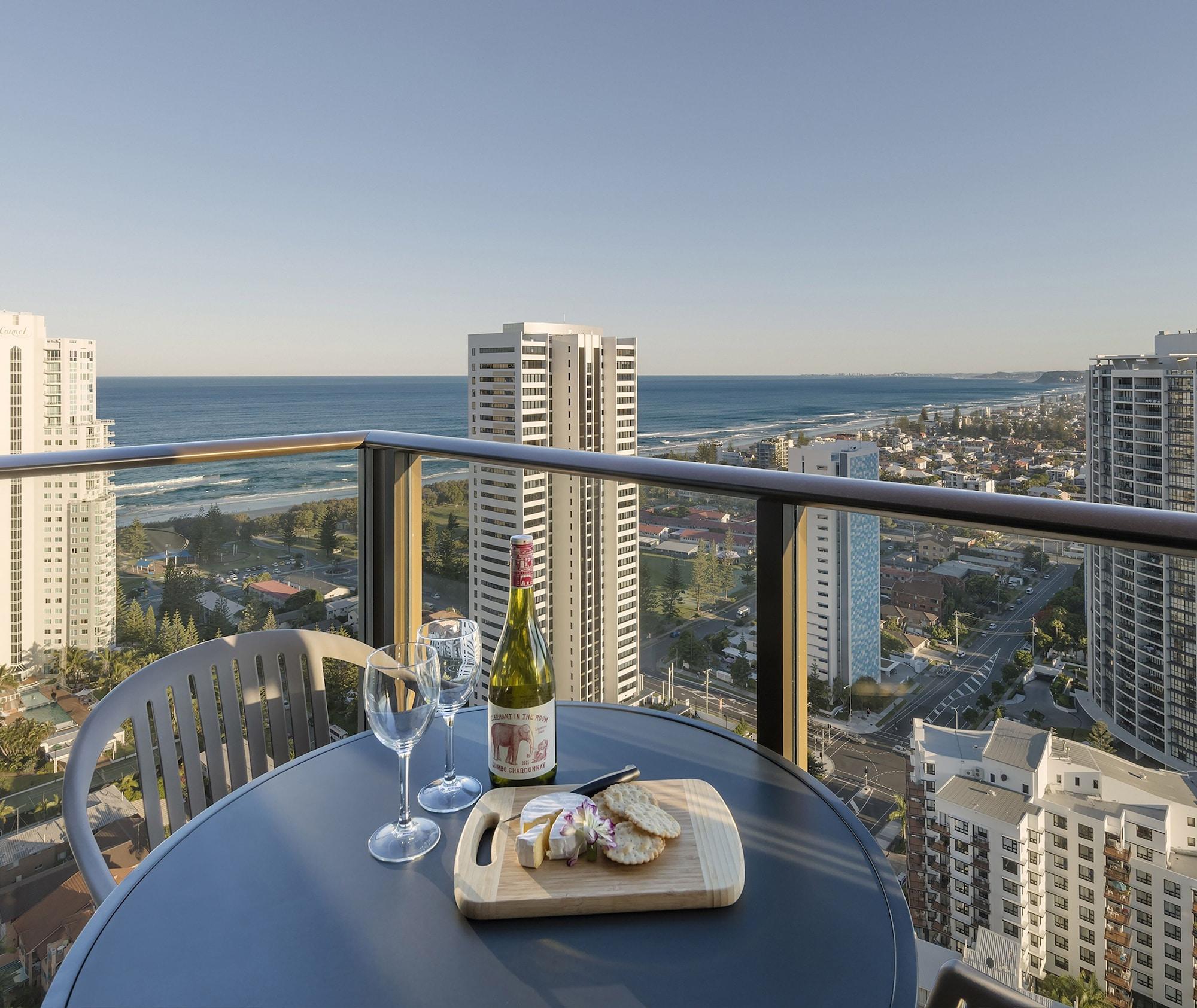 Avani Broadbeach Residences Gold Coast Exterior photo