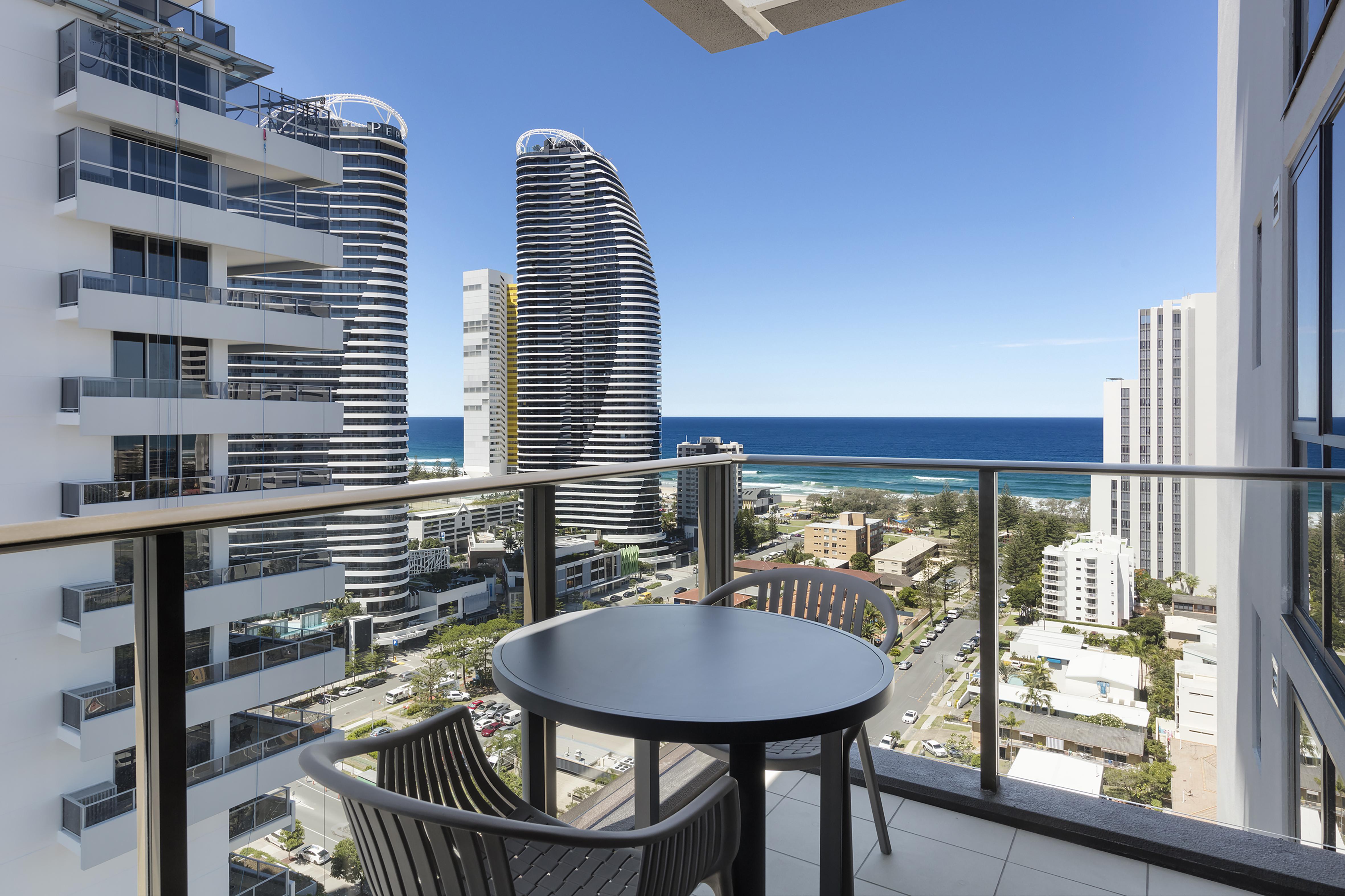 Avani Broadbeach Residences Gold Coast Exterior photo