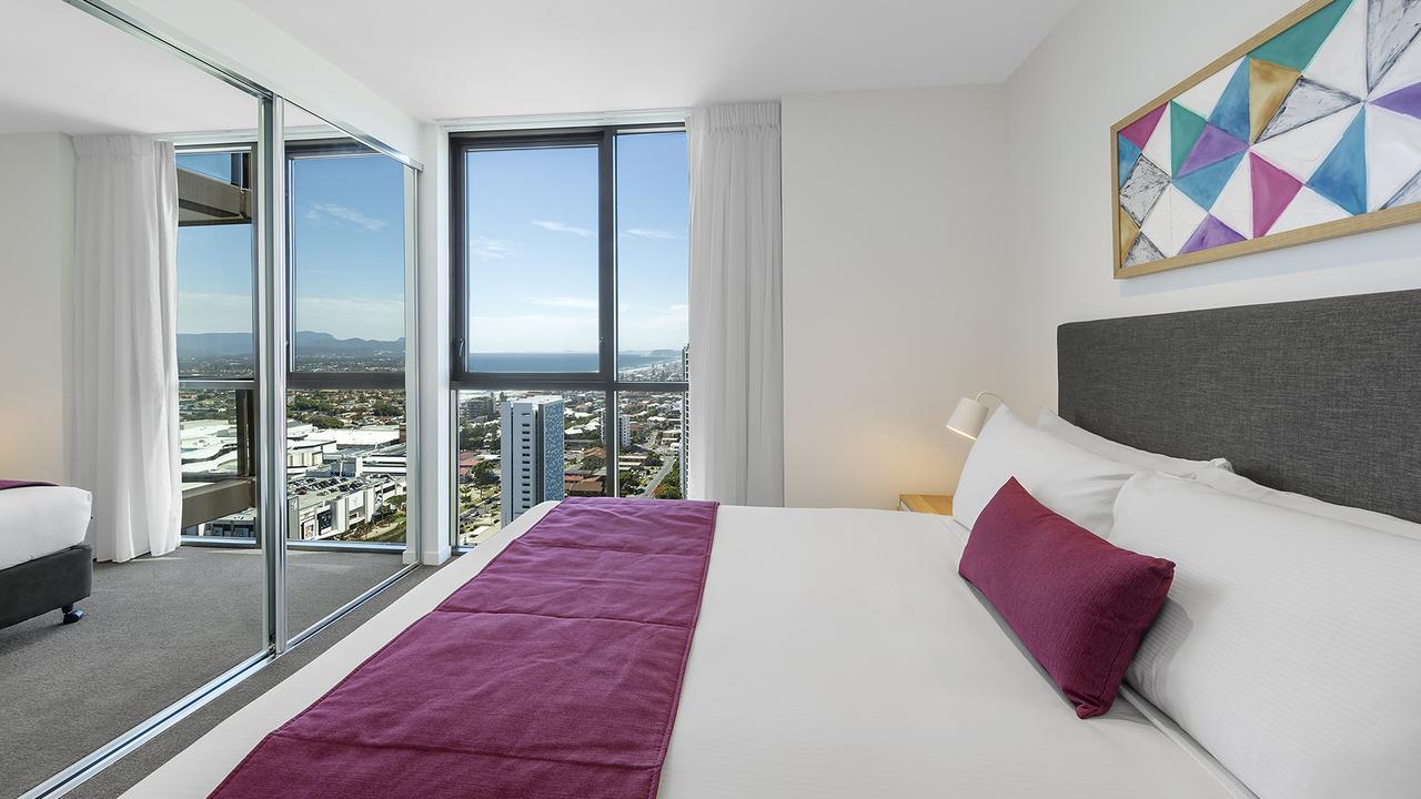 Avani Broadbeach Residences Gold Coast Exterior photo