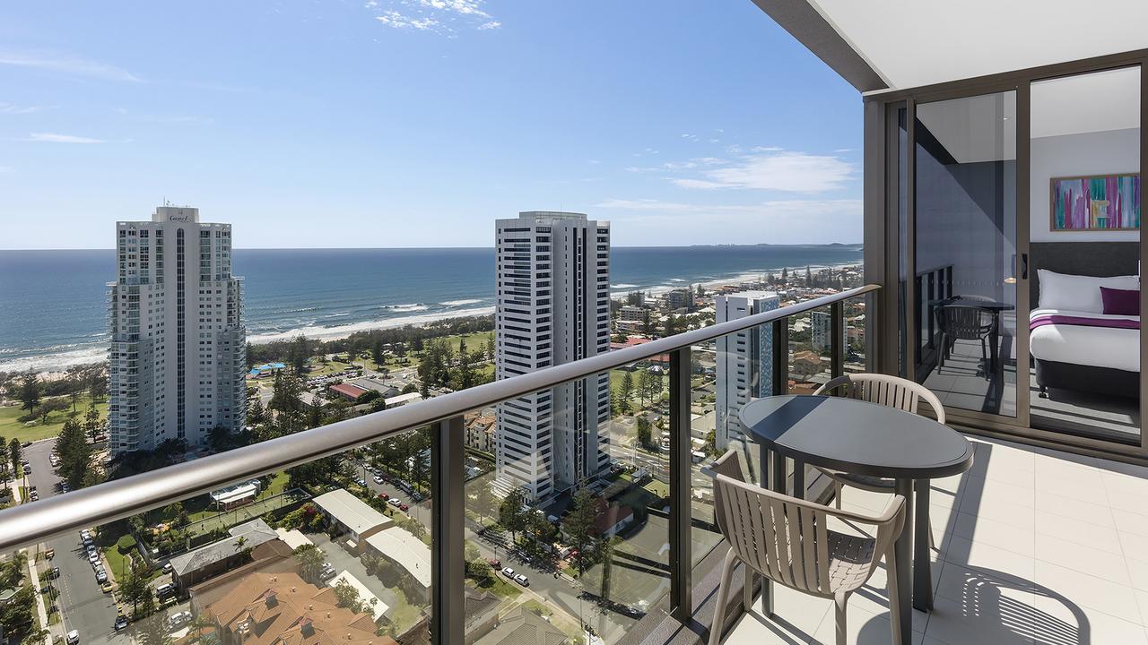 Avani Broadbeach Residences Gold Coast Exterior photo